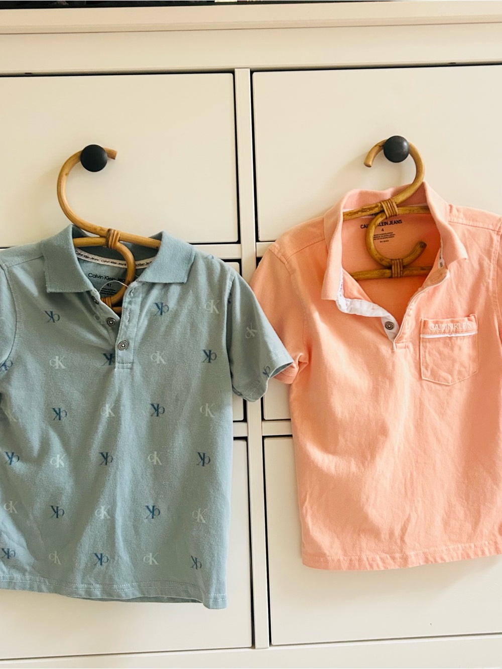 Calvin Klein Kids Polo Set in Light Blue & Peach